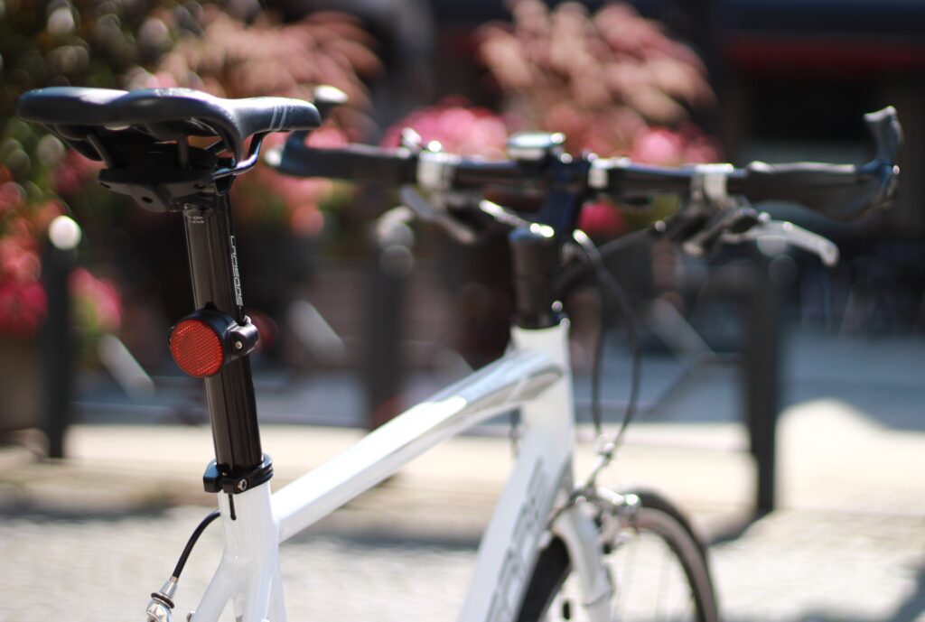 Clery's Lab - AirTag Bike Mount - Tracker pour vélos et trottinettes